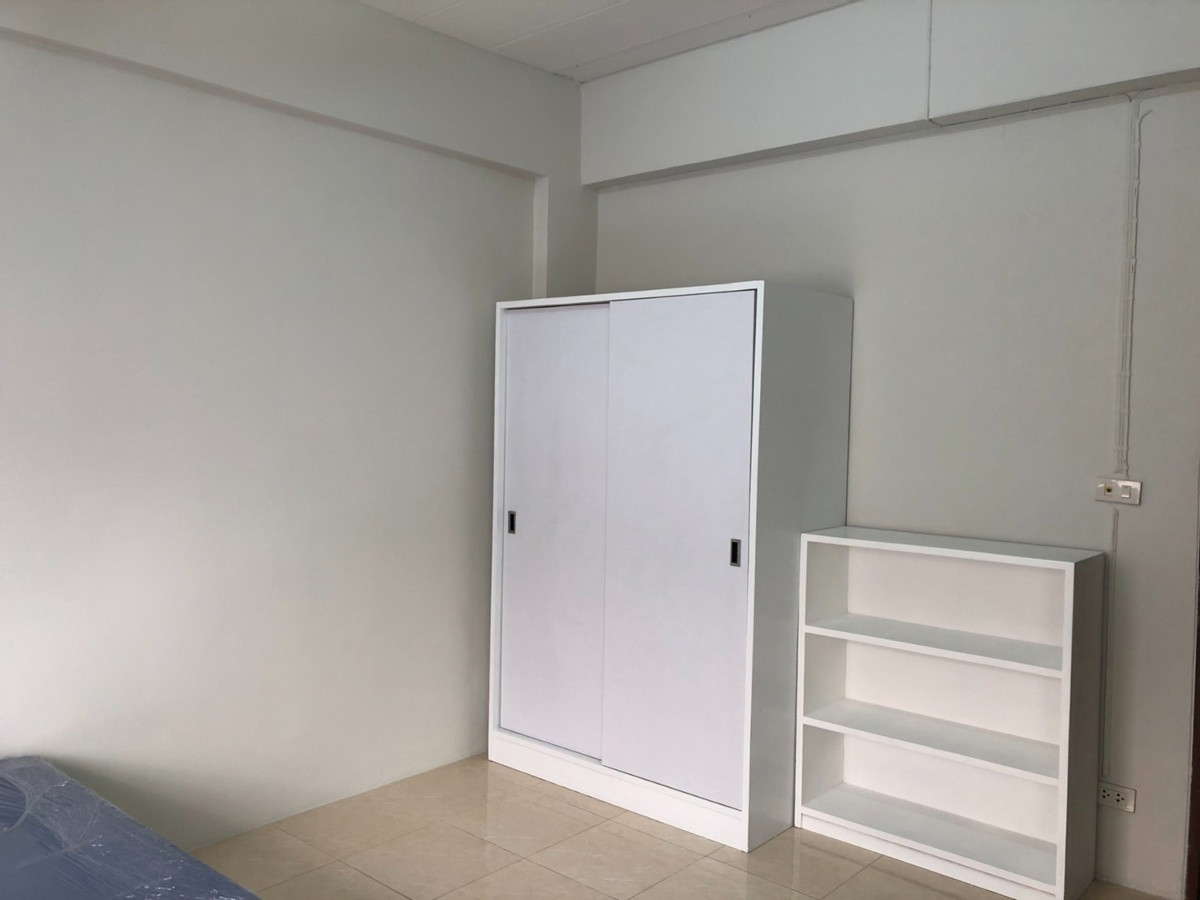 Condo · Wang Thonglang, bangkok — photo 2