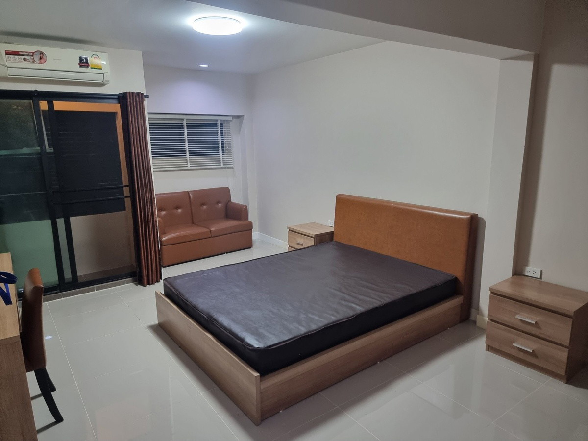 Condo · bangkok — photo 4