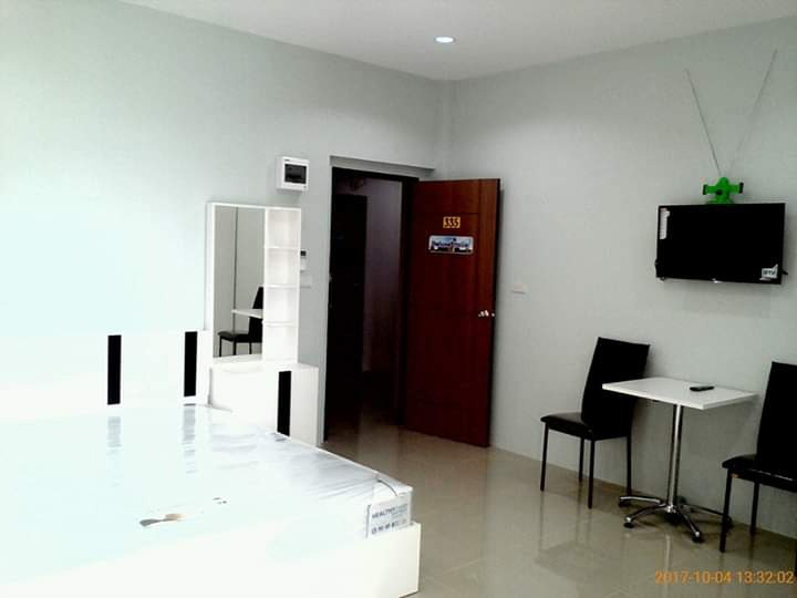 Condo — photo 3