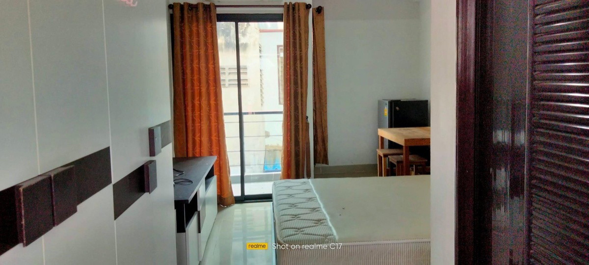 Condo — photo 2