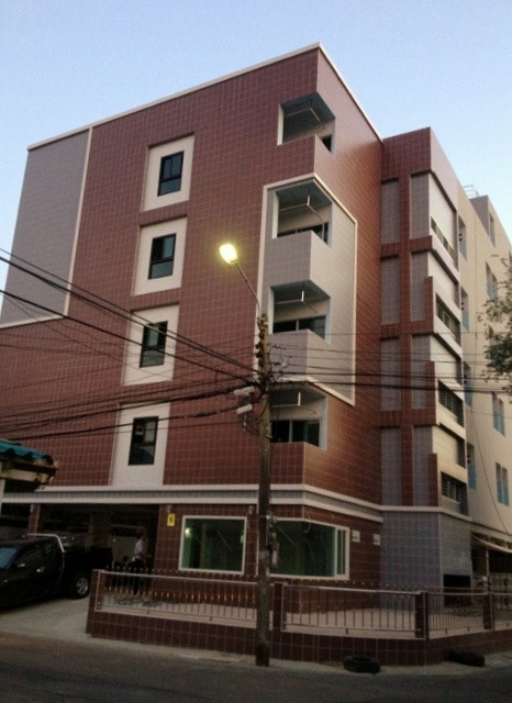Condo · Wang Thonglang, bangkok — photo 5