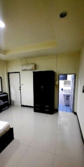 Condo — photo 2