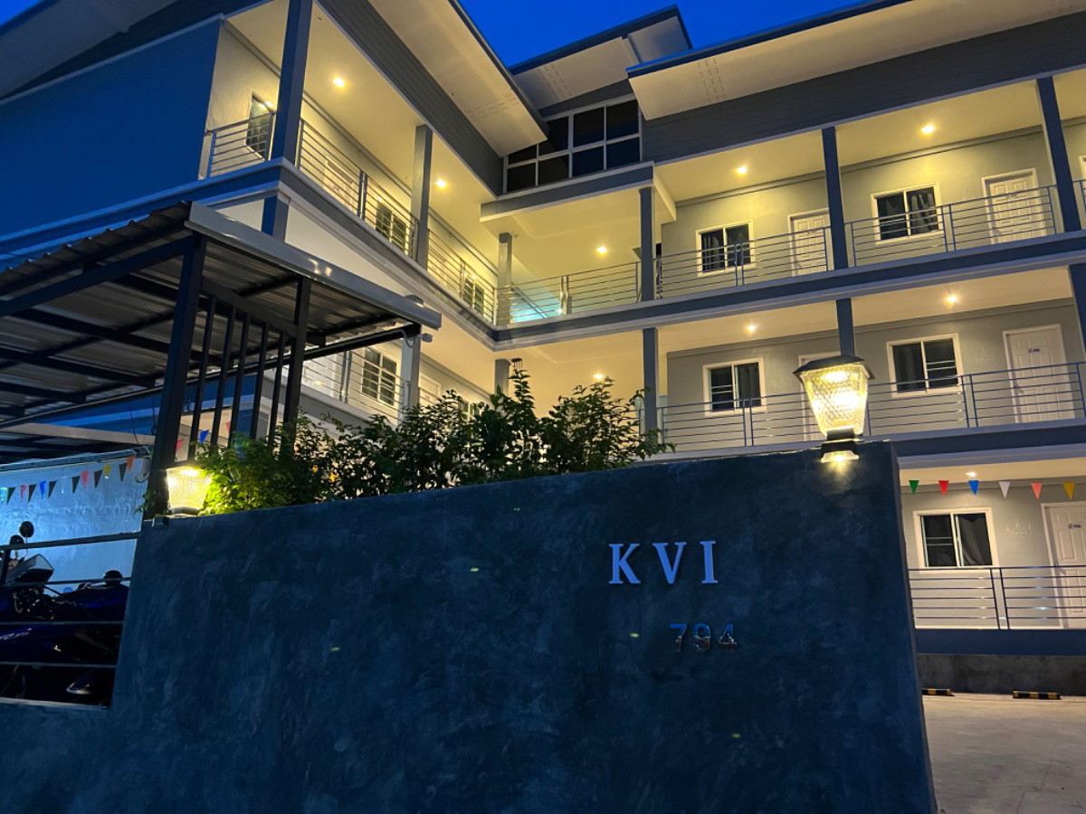 Condo — photo 2