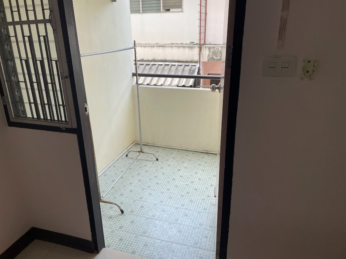 Condo · Bang Khen, bangkok — photo 4