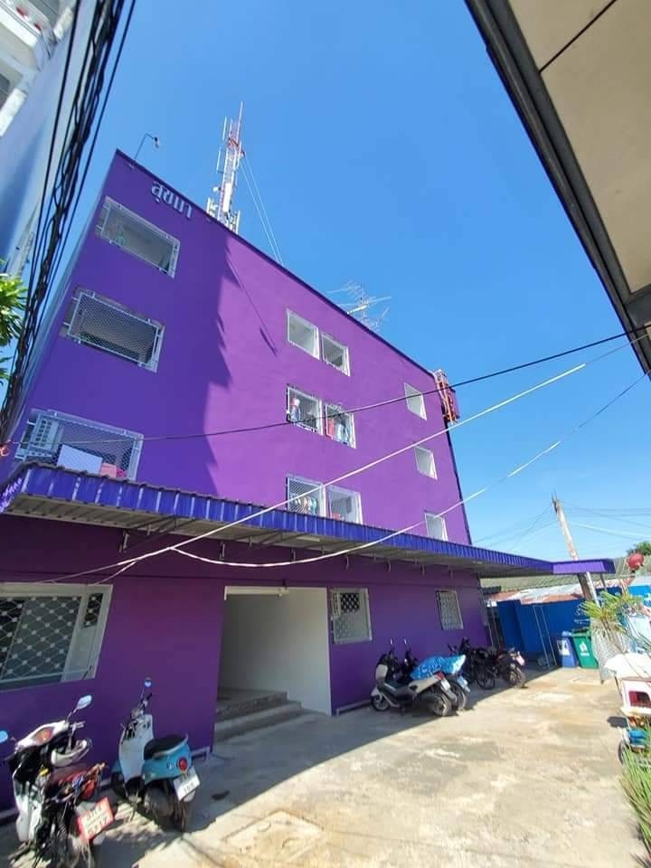 Condo · Bangkok Noi, bangkok — photo 1