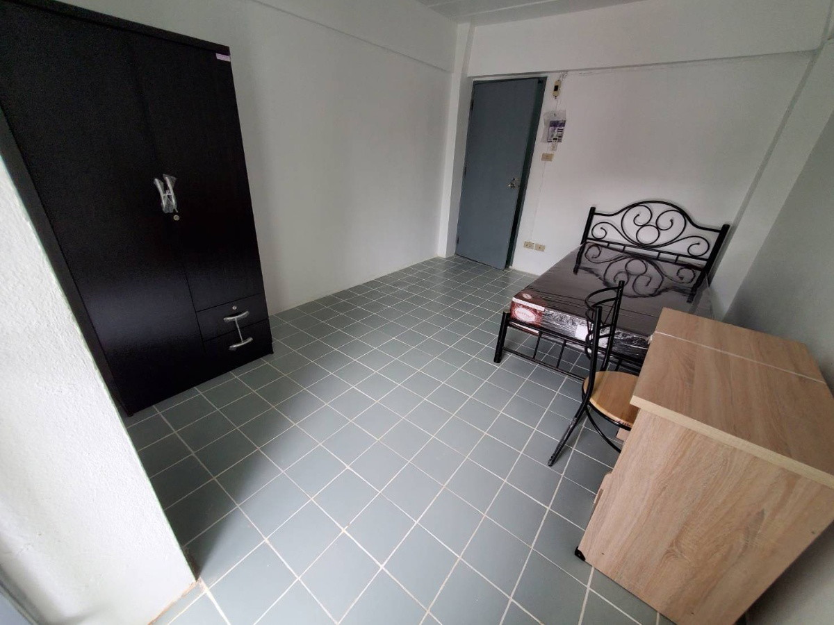 Condo · Bangkok Noi, bangkok — photo 2