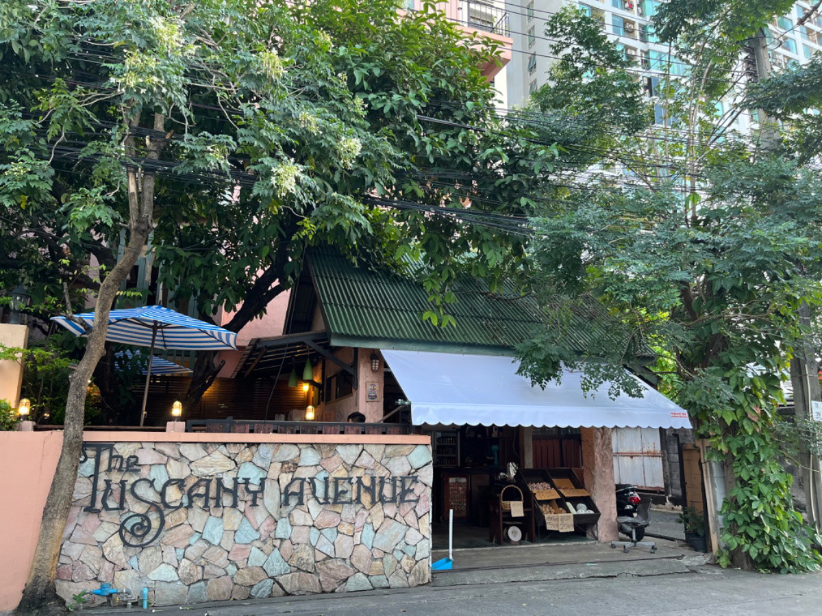 Tuscany Avenue Service Apartment  //Free Wi-Fi — photo 2