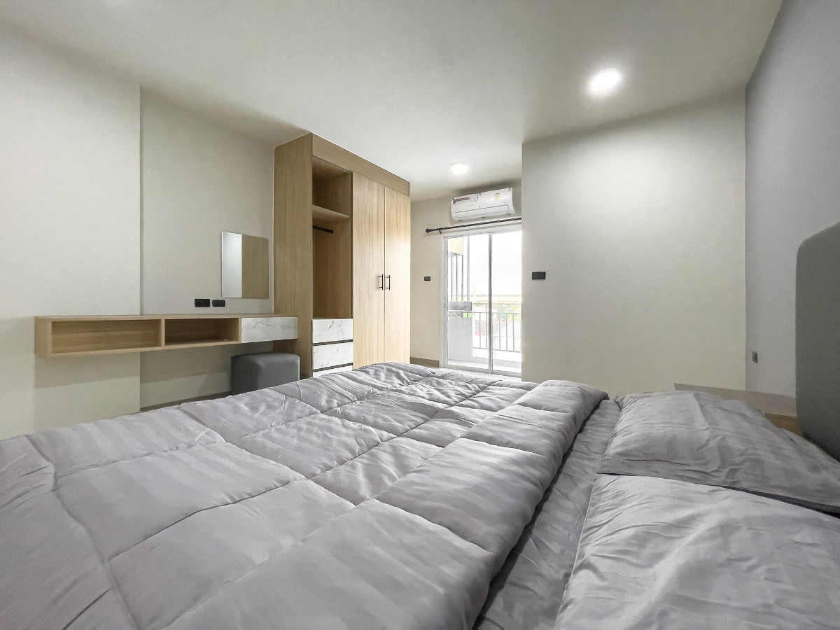 Condo · Bang Phli — photo 2