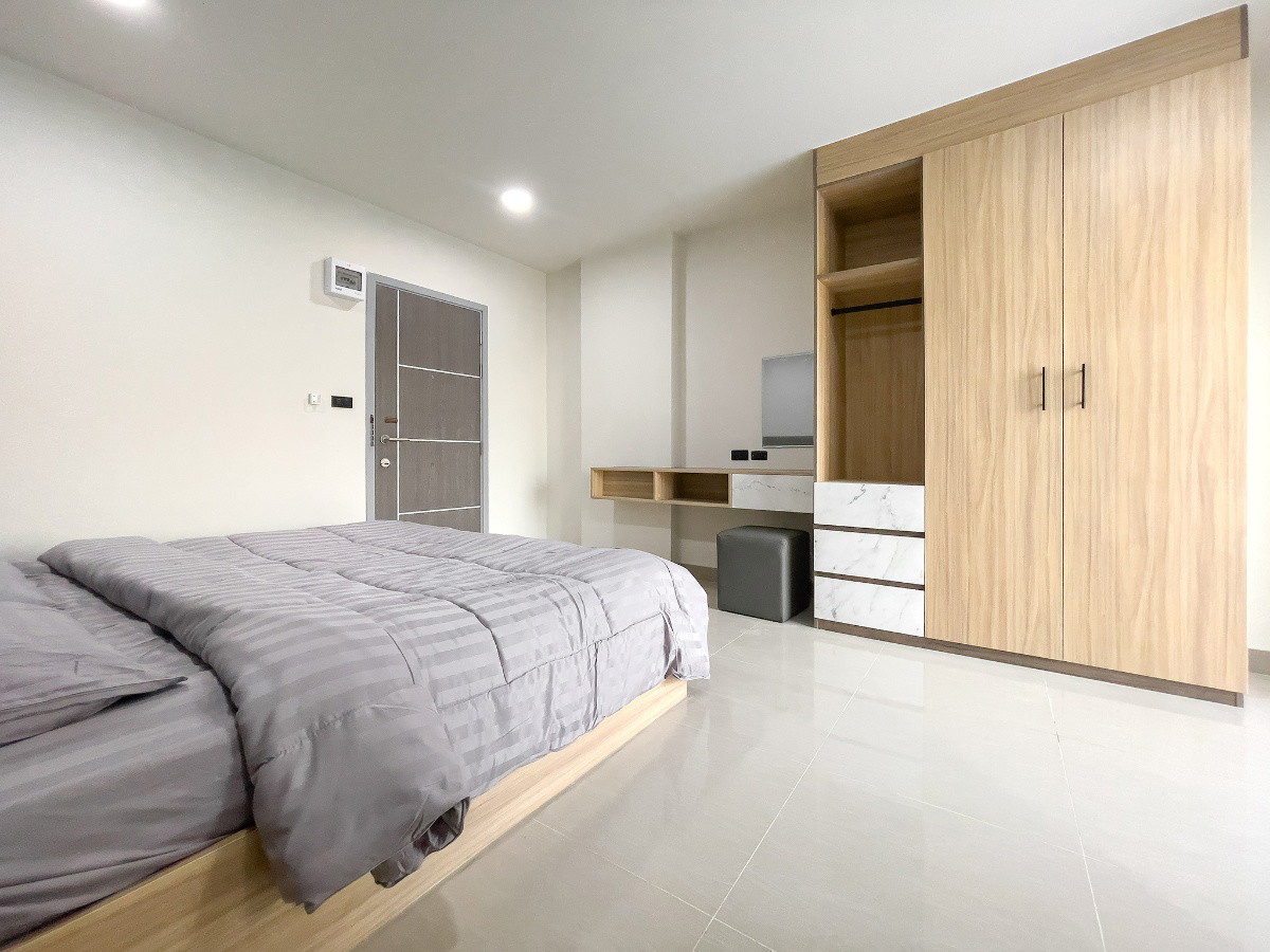 Condo · Bang Phli — photo 5