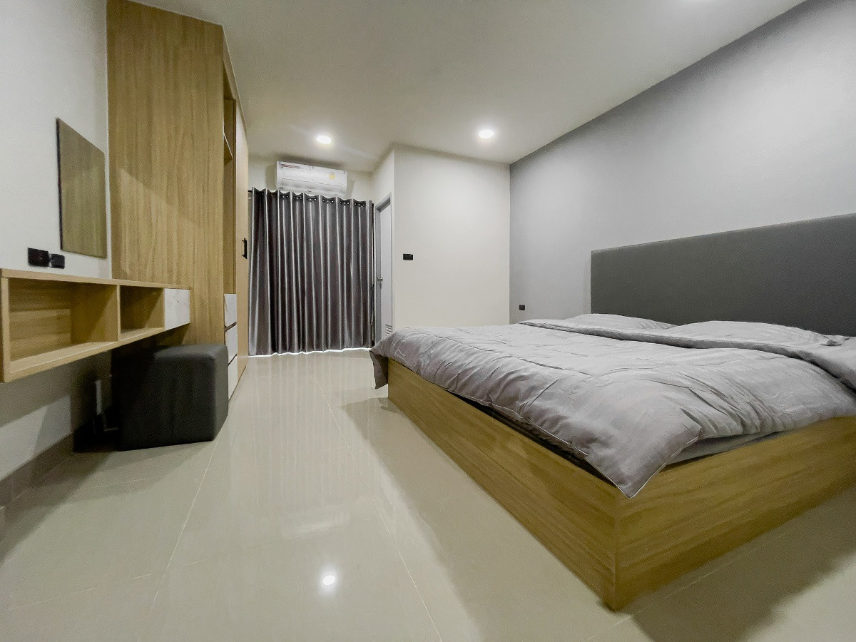 Condo · Bang Phli — photo 4