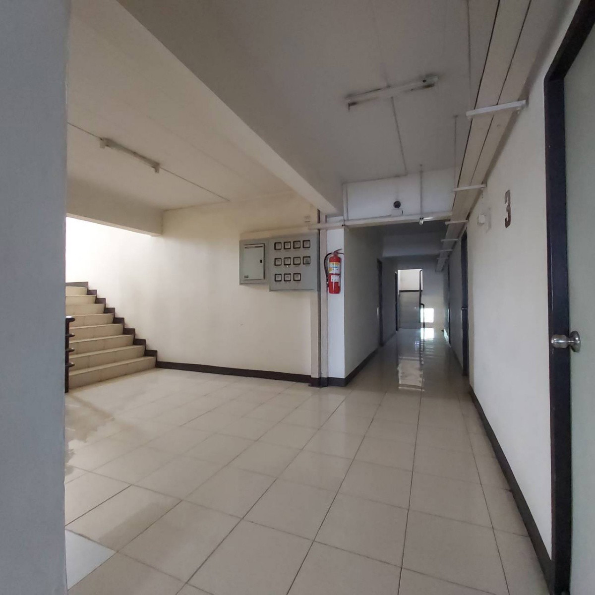 Condo · Wang Thonglang, bangkok — photo 5