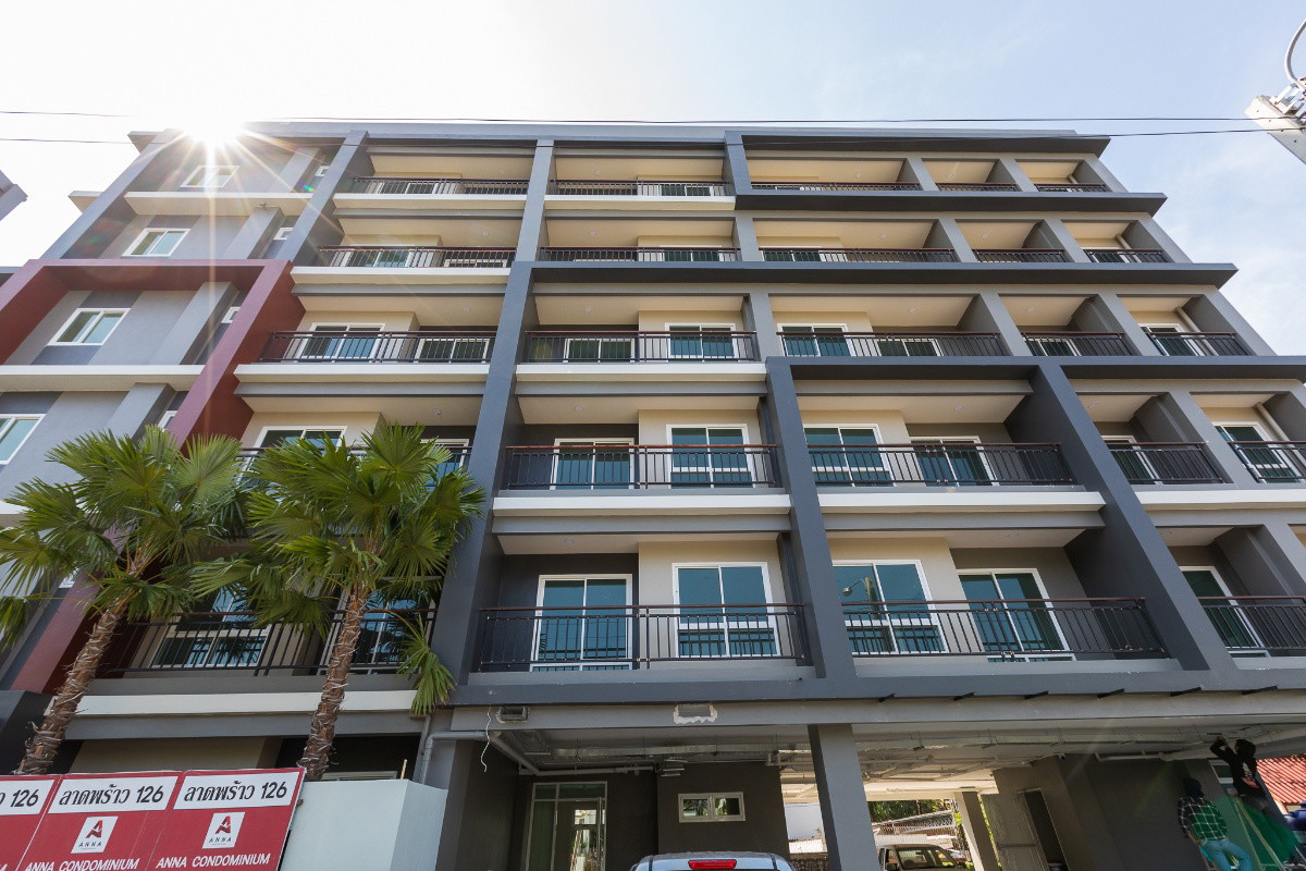 Condo · Wang Thonglang, bangkok — photo 2