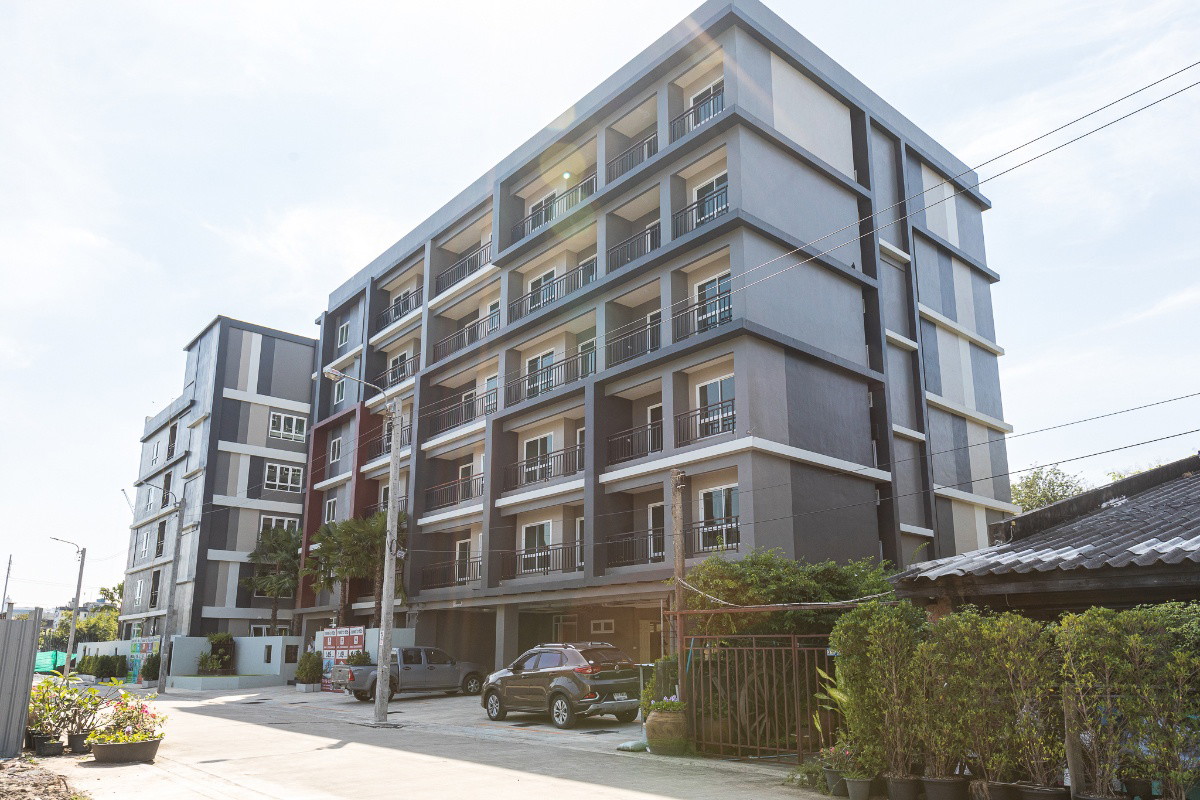 Condo · Wang Thonglang, bangkok — photo 3