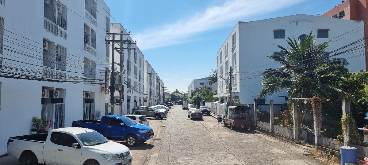 Condo · Bang Khae, bangkok — photo 2