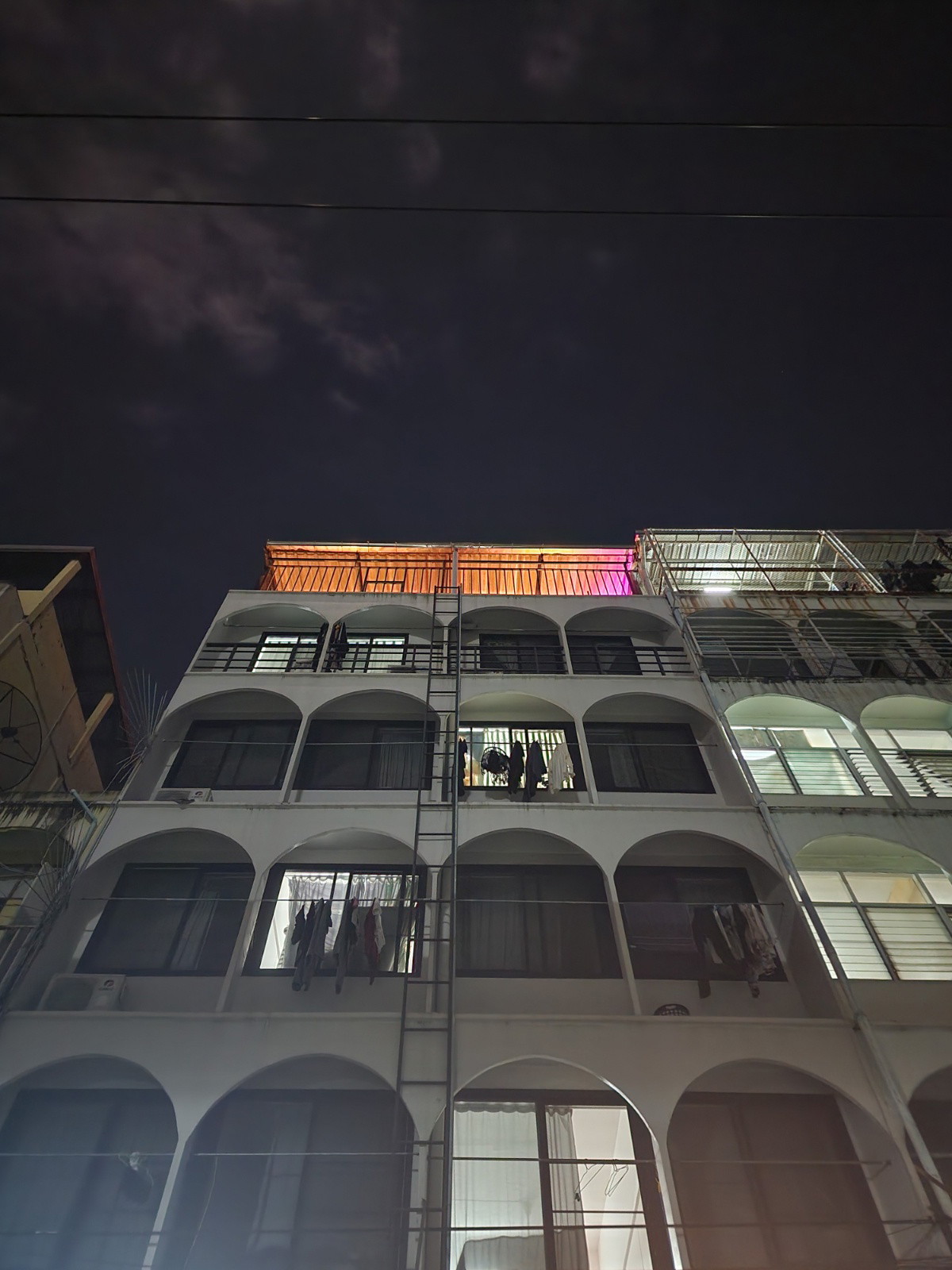 Condo · Bang Kapi, bangkok — photo 1