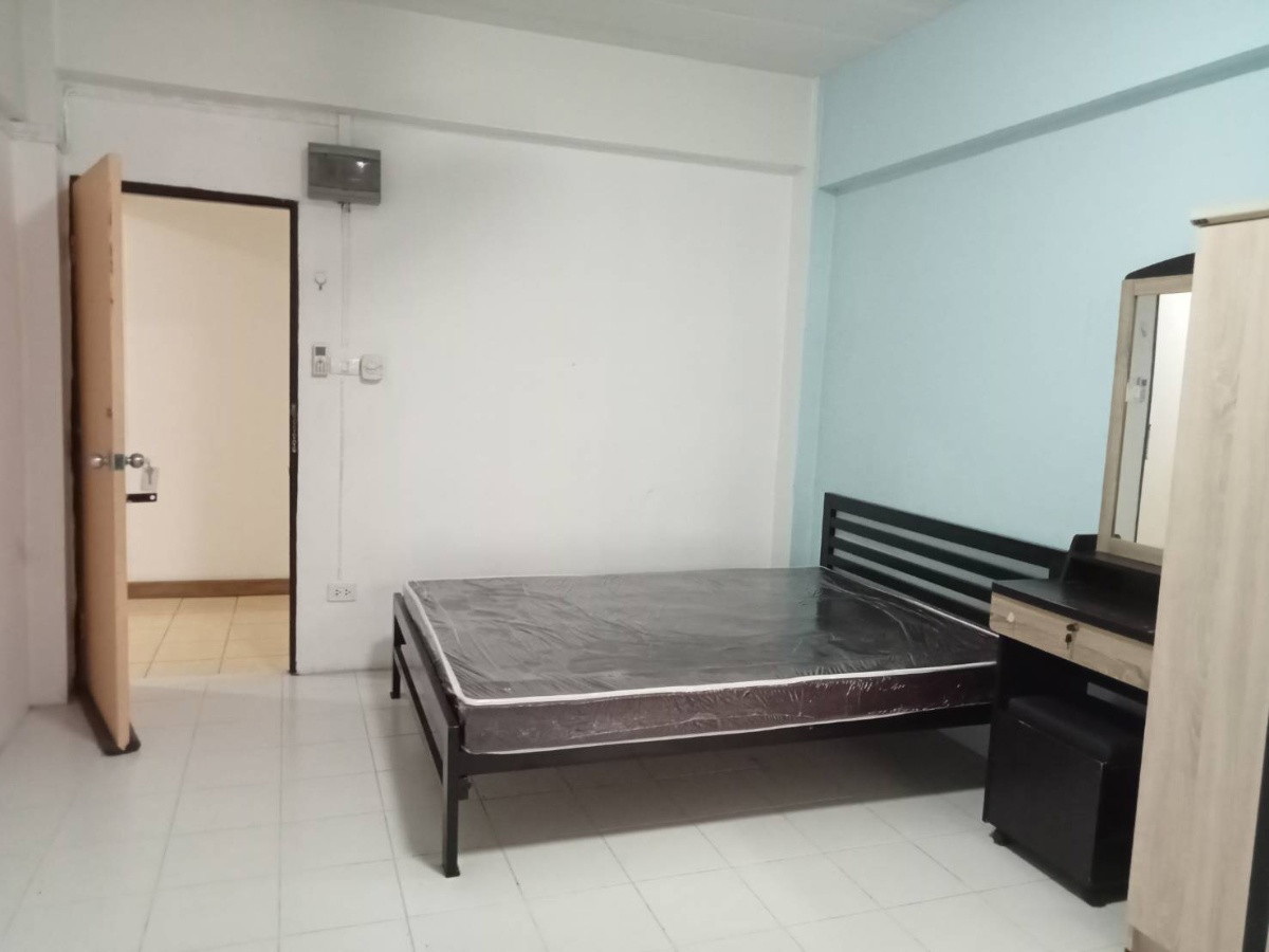 Condo — photo 5