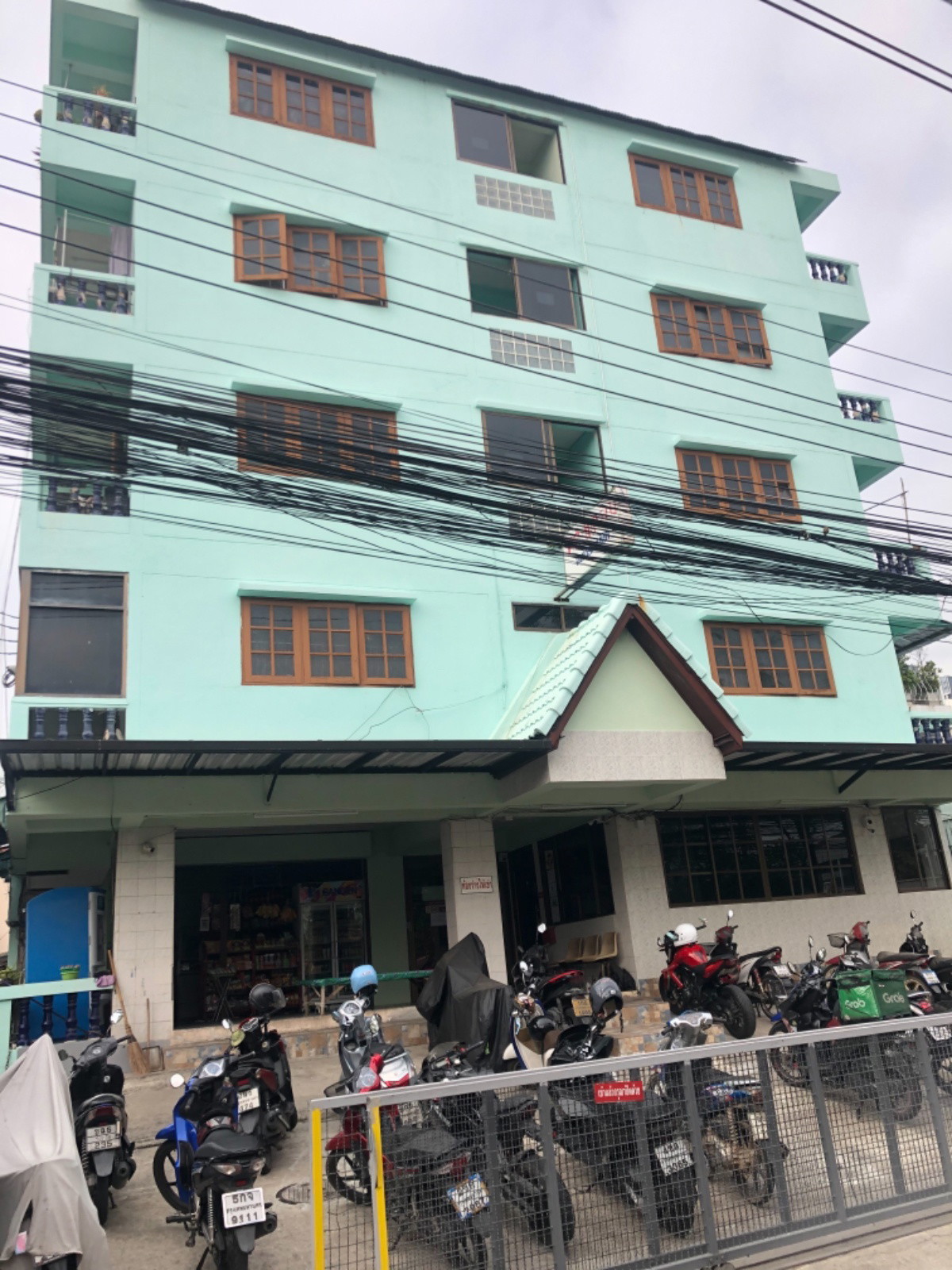 Condo · Bang Na, bangkok — photo 1
