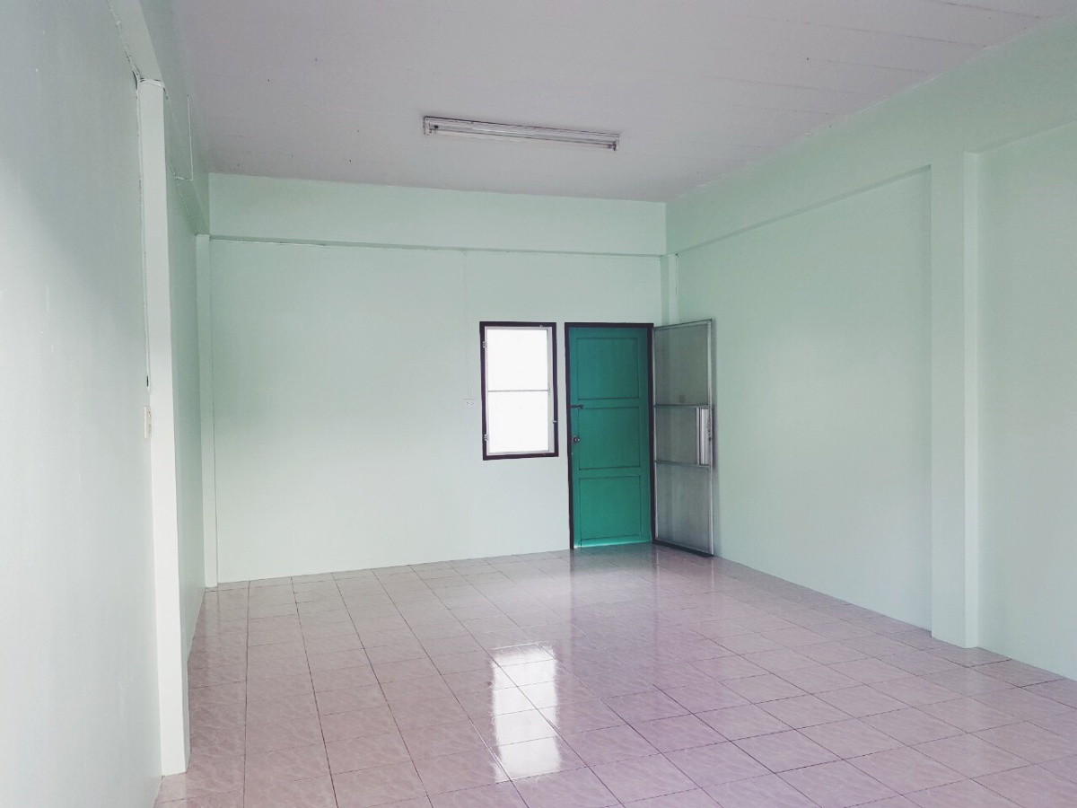 Condo · Mueang Chon Buri, chon_buri — photo 1