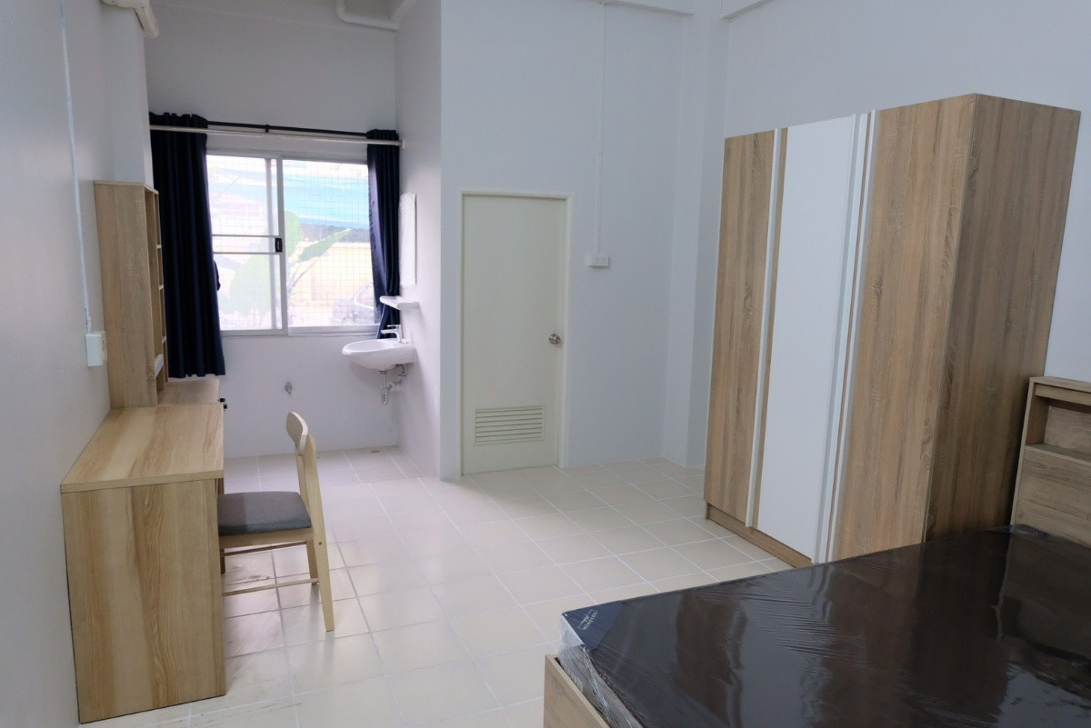 Condo — photo 3