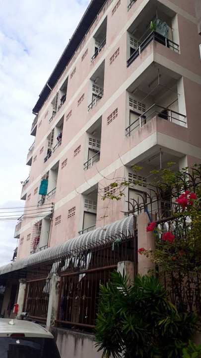 Condo · Mueang Samut Prakan — photo 4