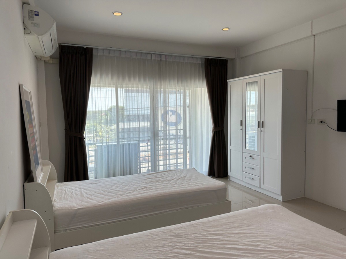 Condo — photo 4