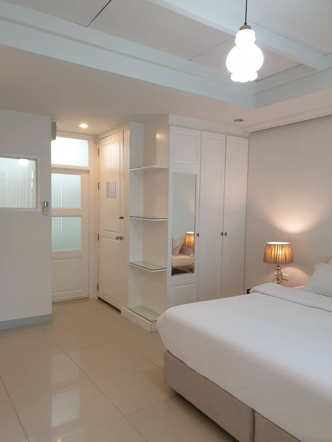 Condo · Huai Khwang, bangkok — photo 1