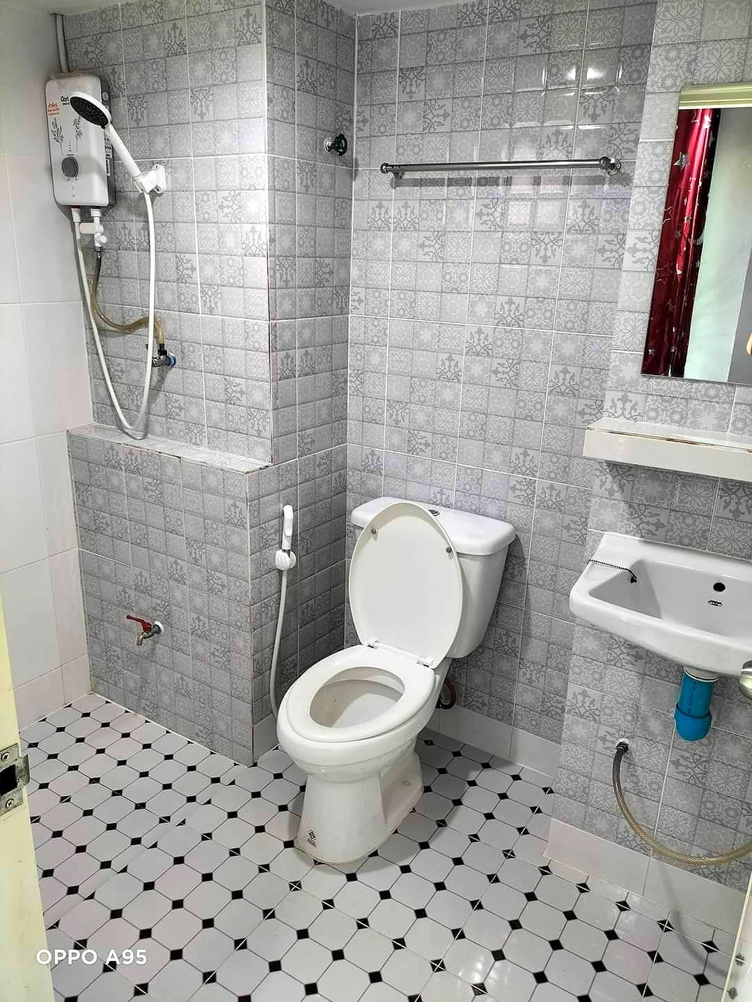 Pictures of A Ma Apartment 7/8