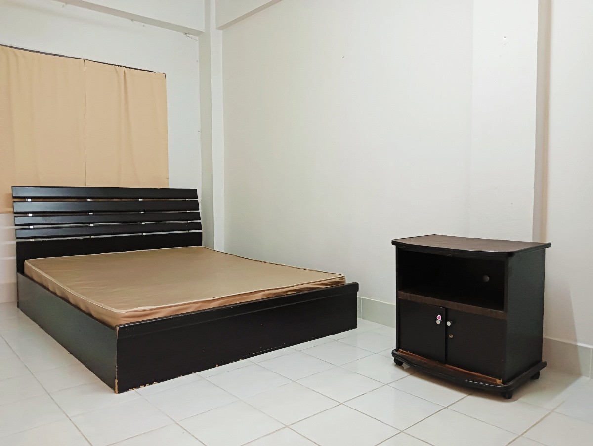 Condo — photo 2