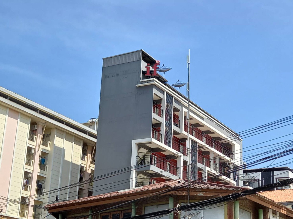 Condo — photo 2
