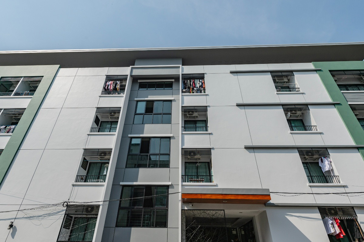 Condo — photo 2