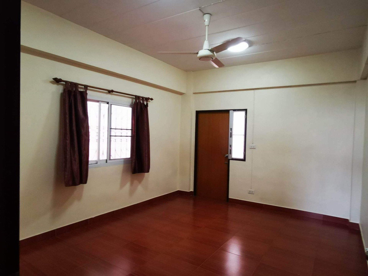 Condo — photo 5