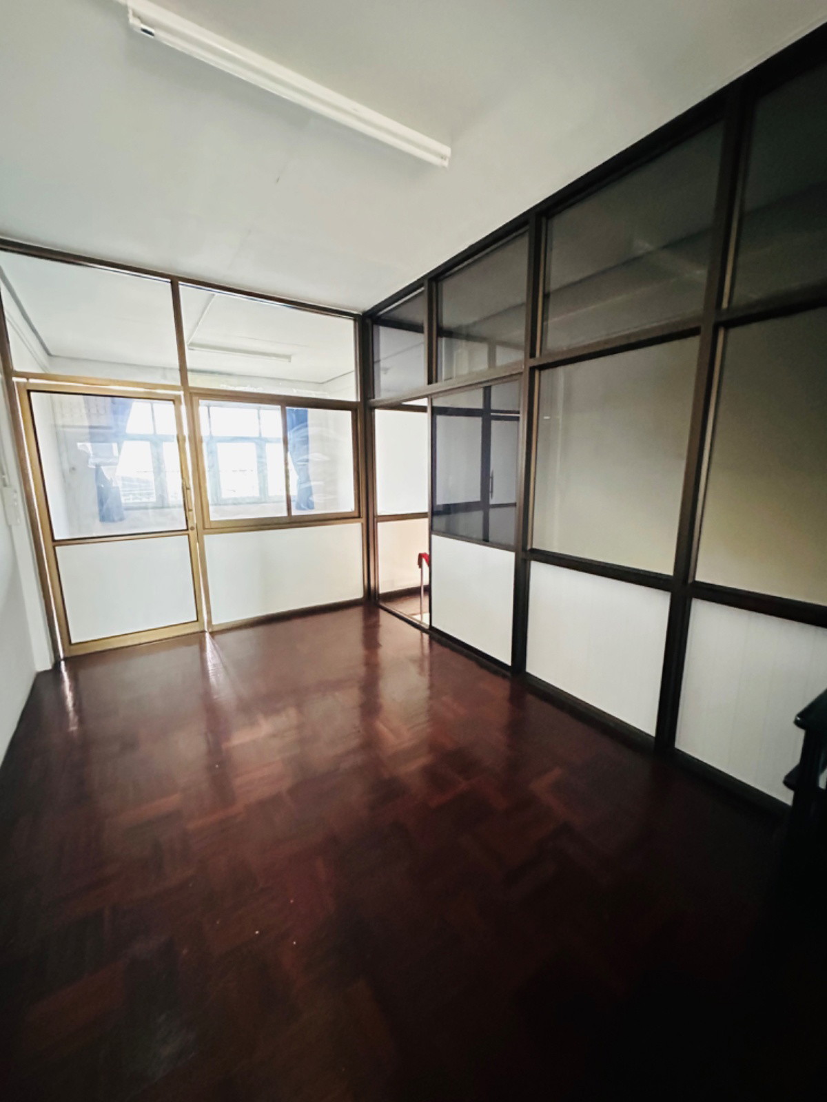 Condo · Huai Khwang, bangkok — photo 2