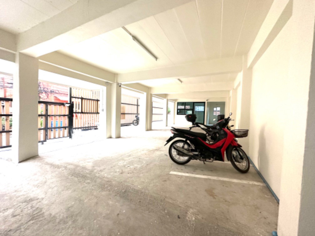 Condo — photo 5