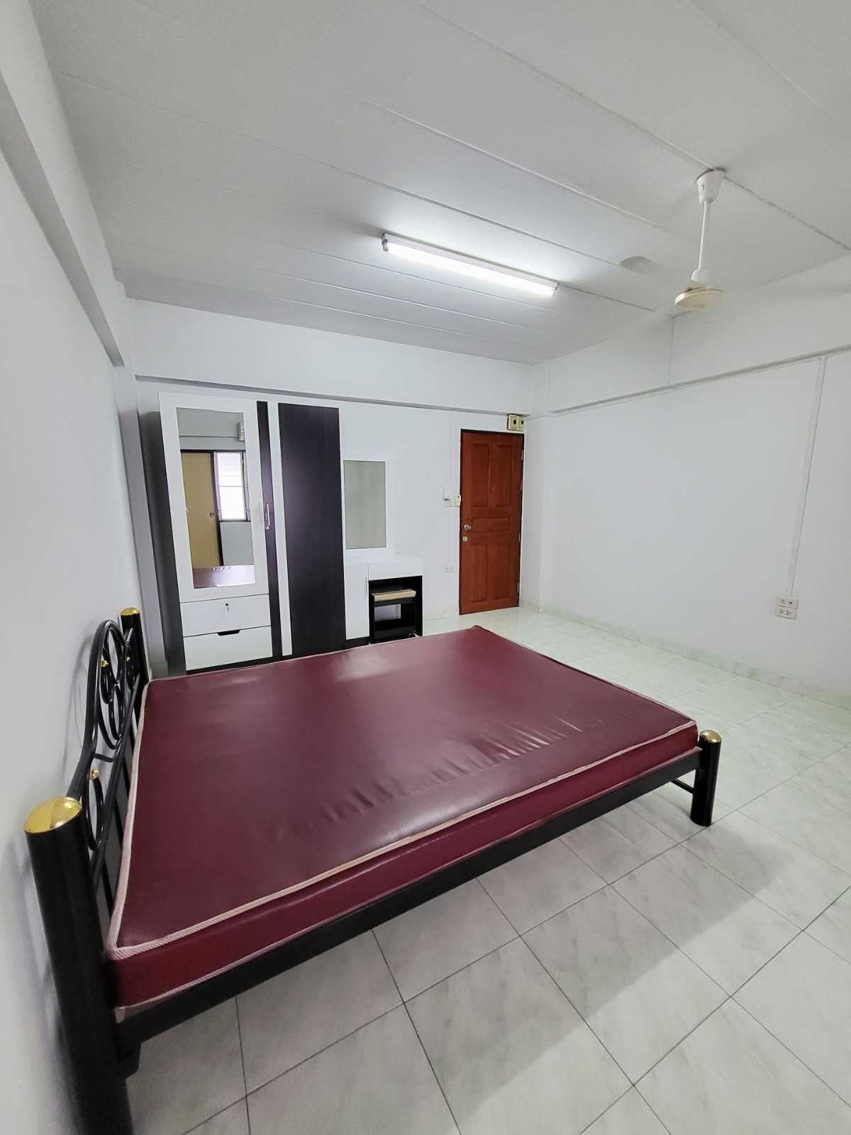 Condo — photo 5