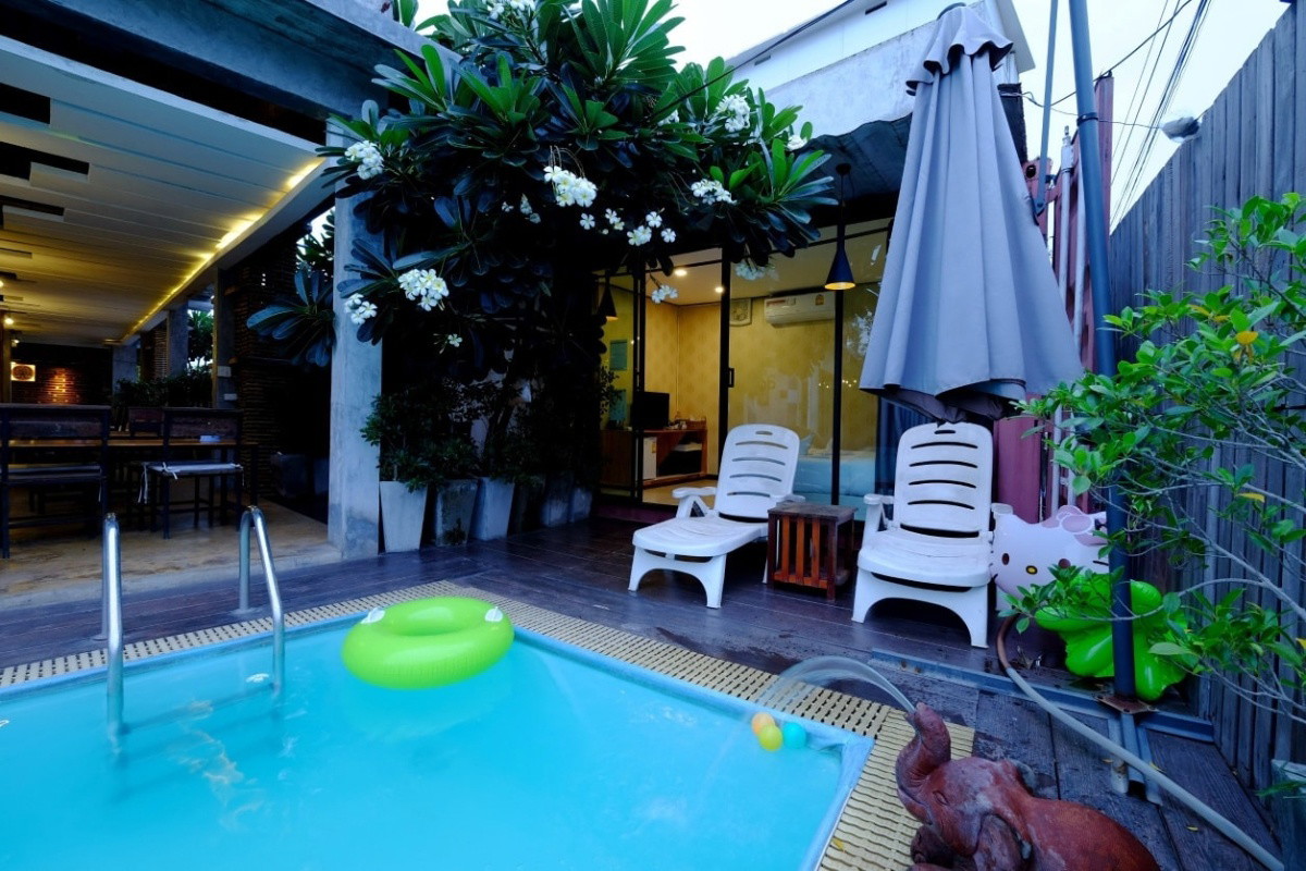 Condo — photo 3
