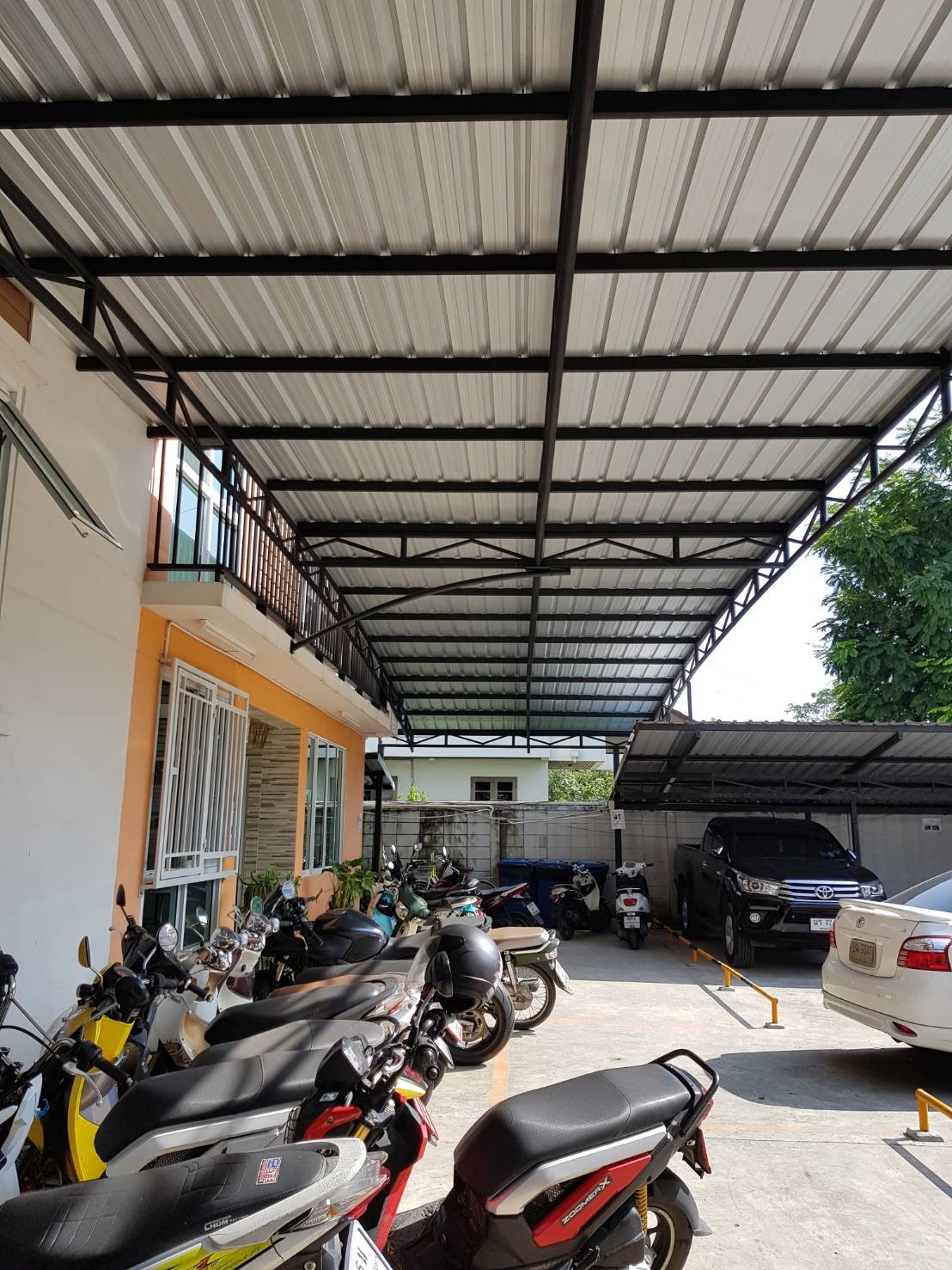 Condo · Wang Thonglang, bangkok — photo 2