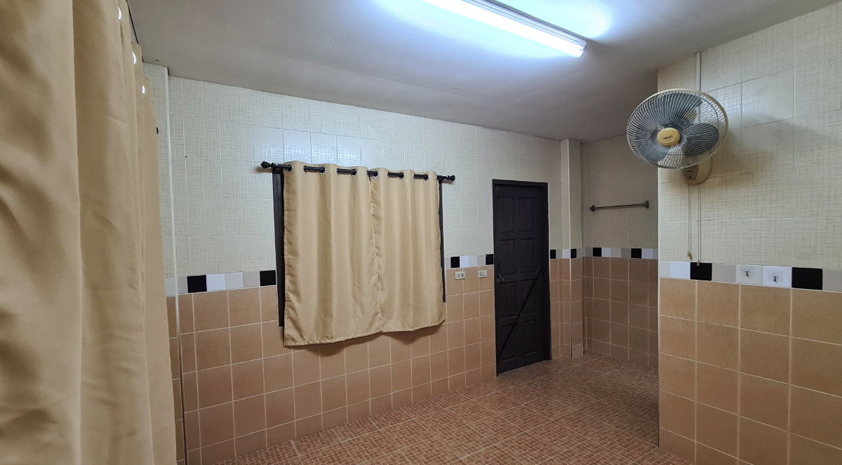 Condo — photo 2