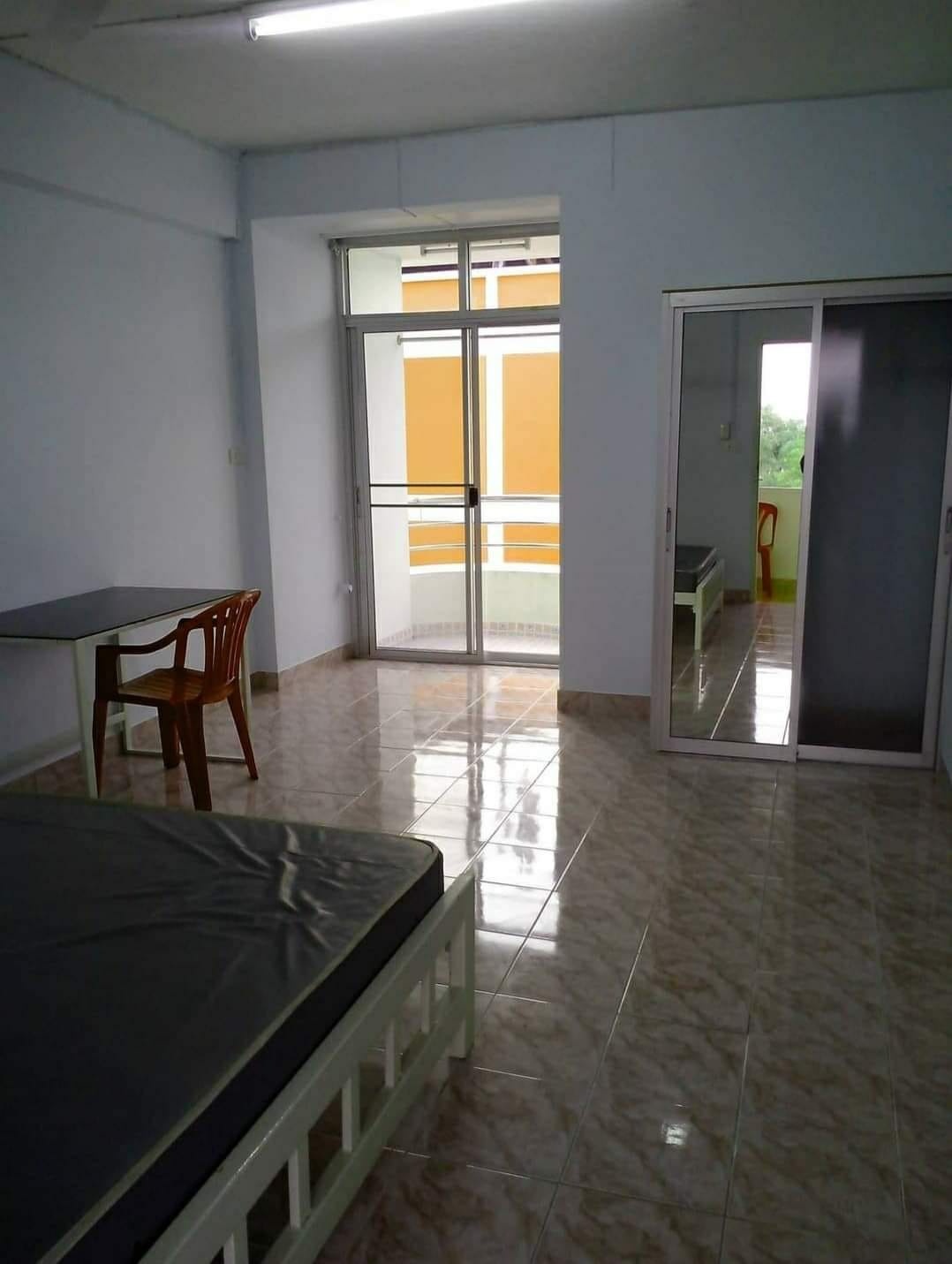 Condo — photo 4