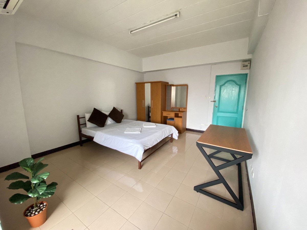Condo · Mueang Nonthaburi — photo 5