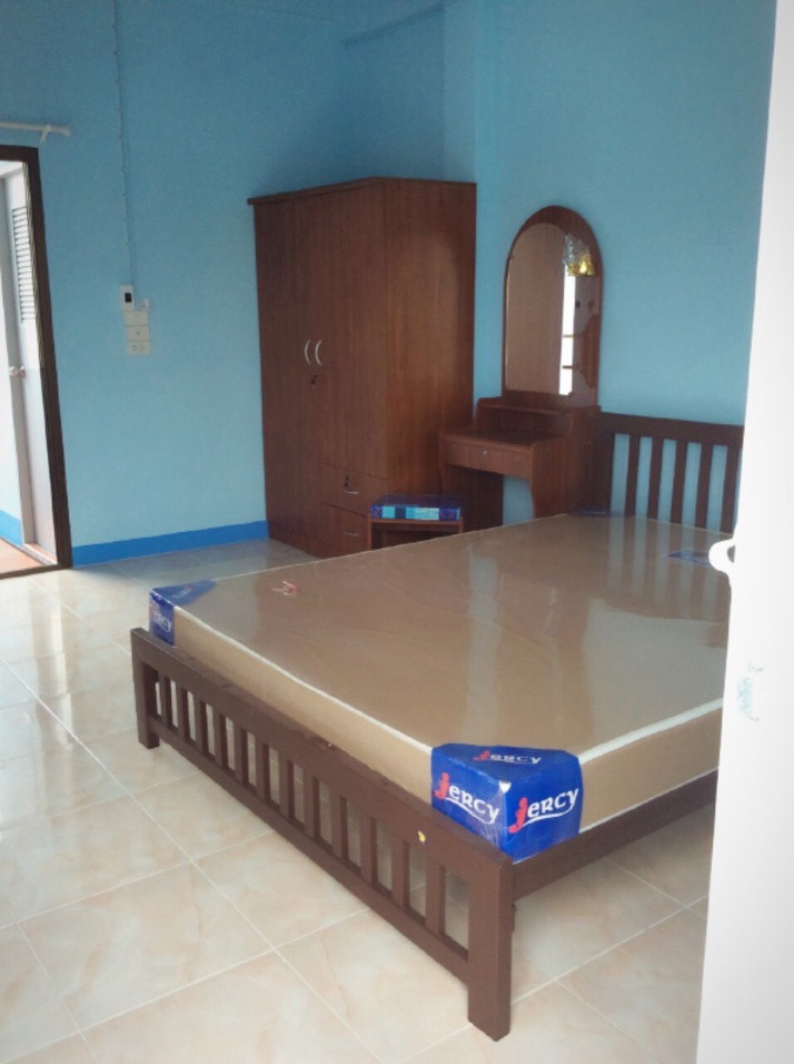 Condo — photo 2