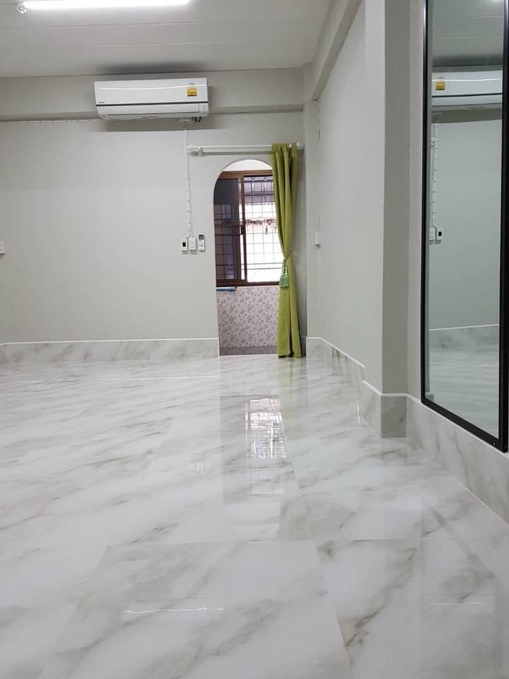 Condo · Phra Pradaeng — photo 1