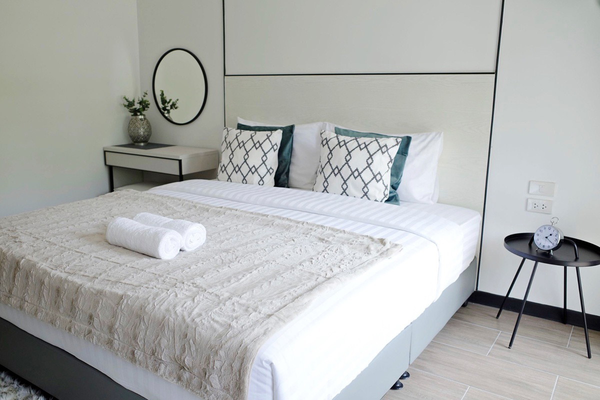 Condo — photo 3