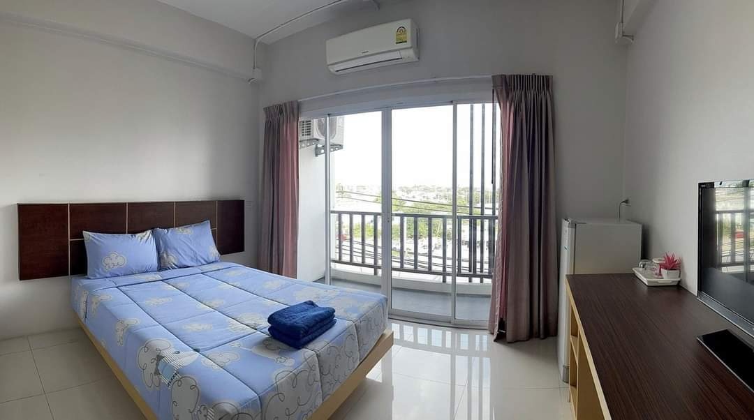 Condo · Mueang Chon Buri, chon_buri — photo 1