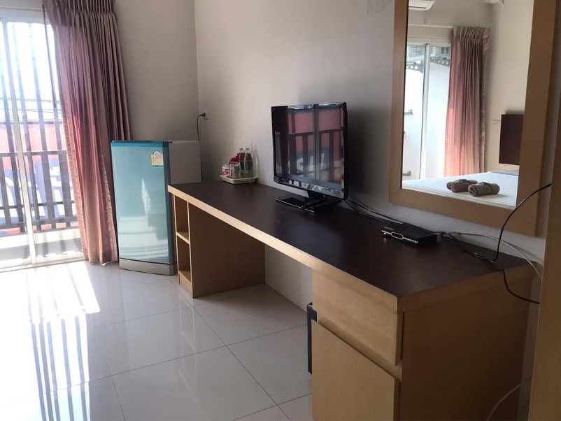 Condo · Mueang Chon Buri, chon_buri — photo 4