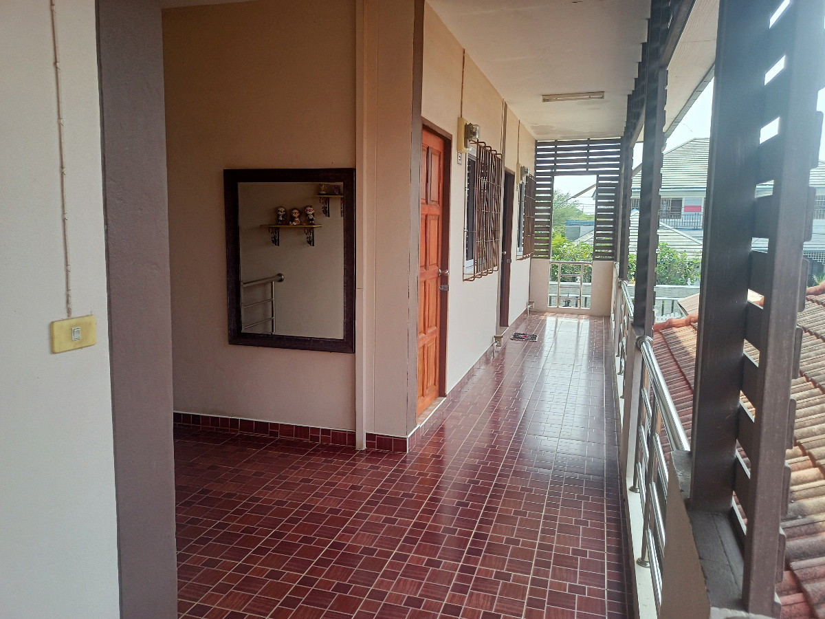 Condo — photo 5