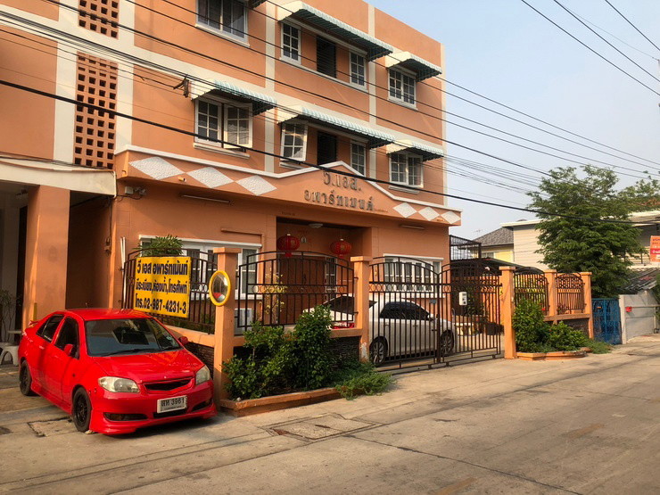 Condo — photo 5