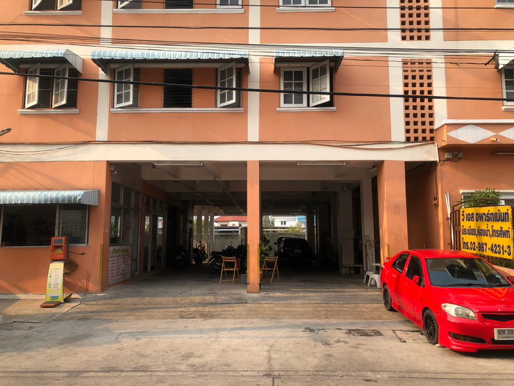 Condo — photo 4