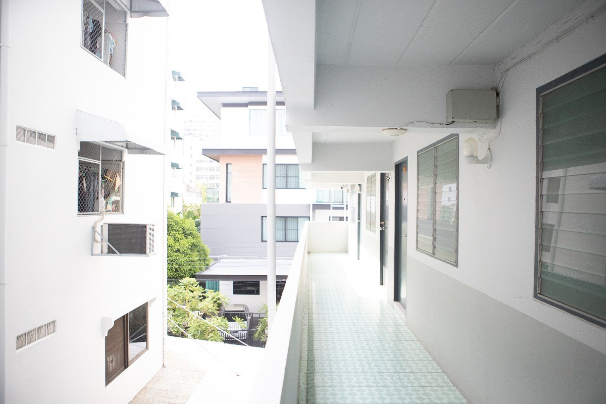 Condo · Sathon, bangkok — photo 2
