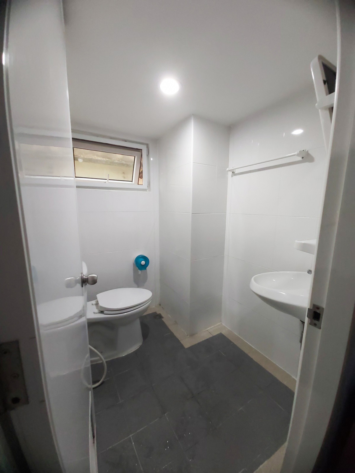Condo — photo 3