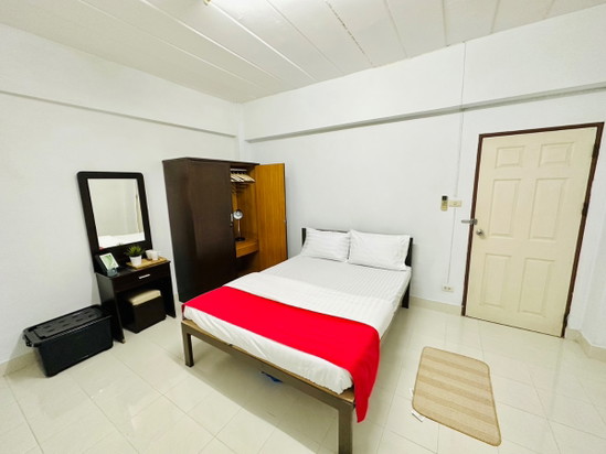 Udomrat Place - Apartment for Rent